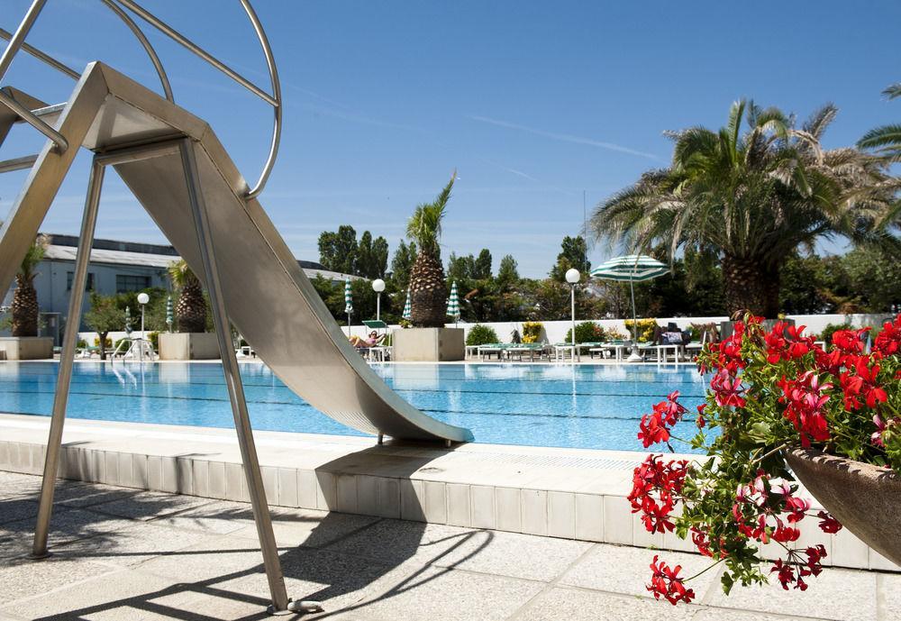 Hotel Cormoran Riccione Ngoại thất bức ảnh
